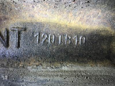 Spicer I-120 Front Axle Assembly for a International S2500