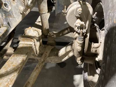 Spicer I-120 Front Axle Assembly for a International 9400