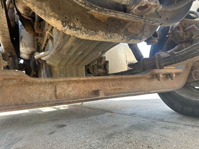 Spicer I-120 Front Axle Assembly for a International 9300