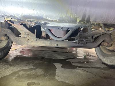 Spicer I-120SG Front Axle Assembly for a International 4400