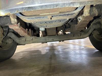 Spicer I-120SG Front Axle Assembly for a International 4700