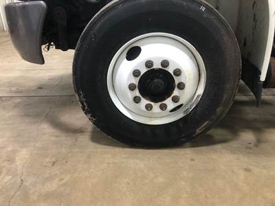 Spicer I-140 Front Axle Assembly for a International Durastar (4400)