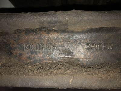 Spicer I-140 Front Axle Assembly for a International 4900