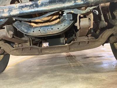 Spicer I-140 Front Axle Assembly for a International 7600