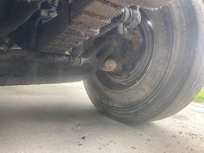 Spicer I-220W Front Axle Assembly for a International Workstar