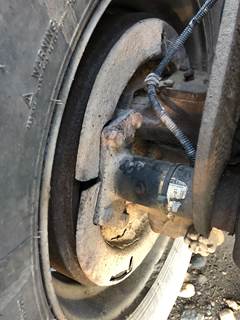 Spicer I-220W Front Axle Assembly for a International 4900