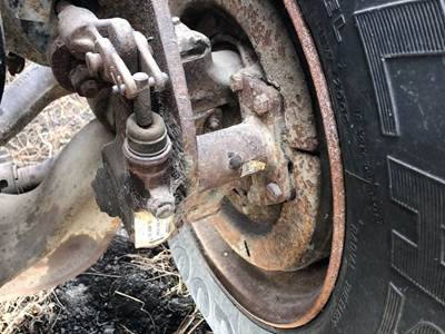 Spicer I-80 Front Axle Assembly for a International 9300