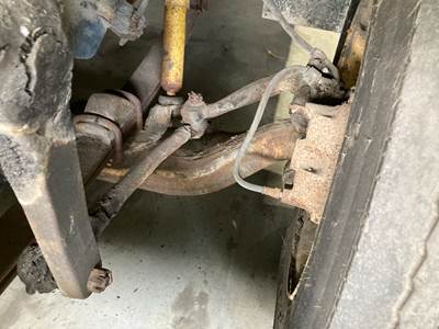 Spicer I-80 Front Axle Assembly for a International 1652-SC