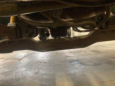 Spicer I-80 Front Axle Assembly for a International 4700