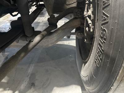 Spicer I-80 Front Axle Assembly for a International 4300