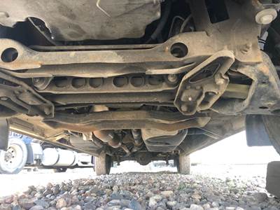 Front Axle Assembly for a Freightliner Sprinter