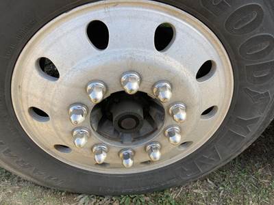 Volvo ALL Front Axle Assembly for a Volvo VNL