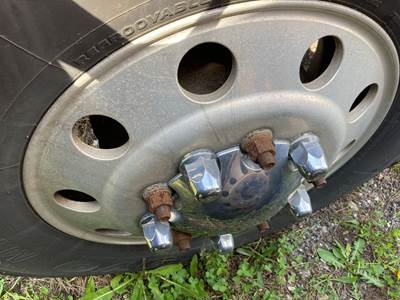 Volvo ALL Front Axle Assembly for a Volvo VNL