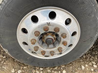 Volvo FXL12 Front Axle Assembly for a Volvo VNL