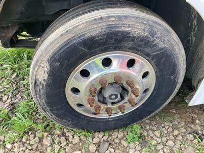 Volvo FXL12 Front Axle Assembly for a Volvo VNL