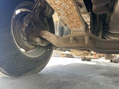 Volvo FXL12 Front Axle Assembly for a Mack Cxu