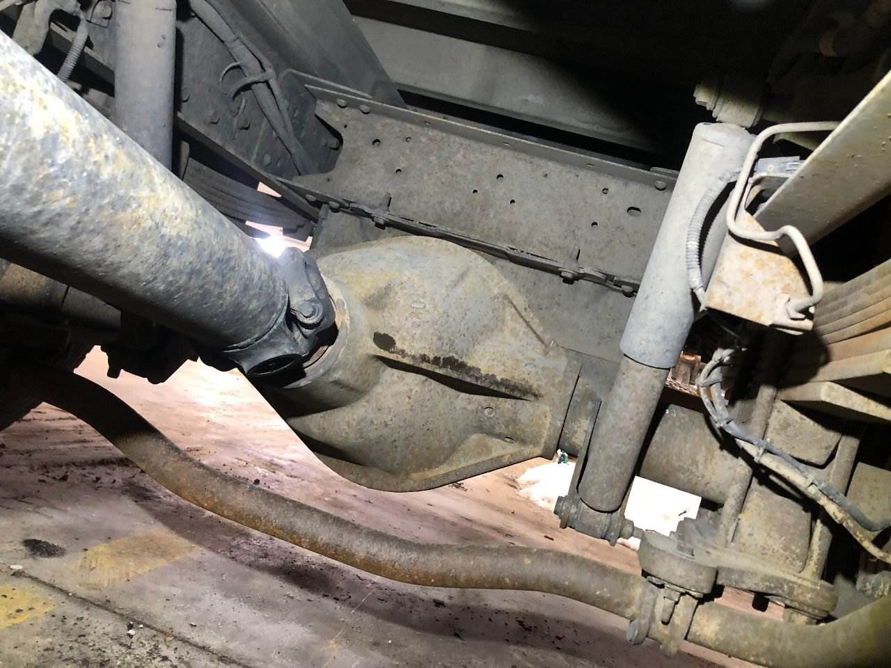 2006 Chevrolet C4500 Rear Axle Assembly For Sale Sioux Falls, SD