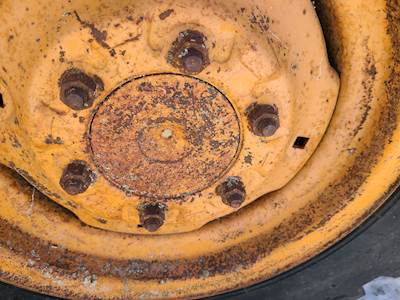 Case 1830 Rear Axle Assembly