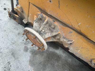 Case 1845C Rear Axle Assembly