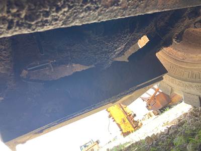 Case 621B Rear Axle Assembly