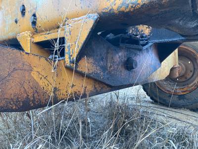 Case 680G Rear Axle Assembly