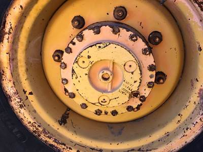 Case W14B Rear Axle Assembly