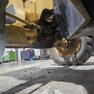 Caterpillar TH350B Rear Axle Assembly