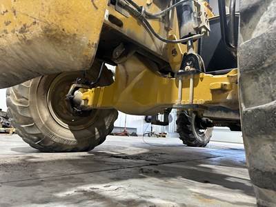 Caterpillar TH460B Rear Axle Assembly