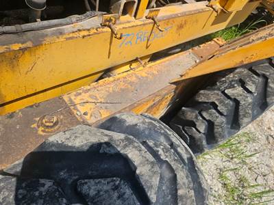 Champion D560HD Rear Axle Assembly