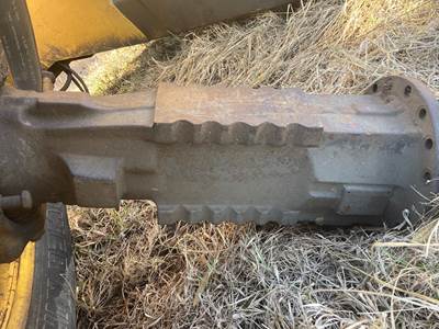 Gehl DL8H44 Rear Axle Assembly