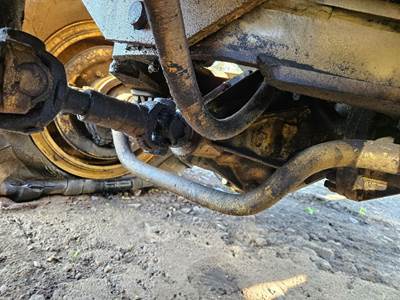 International H-30B Rear Axle Assembly