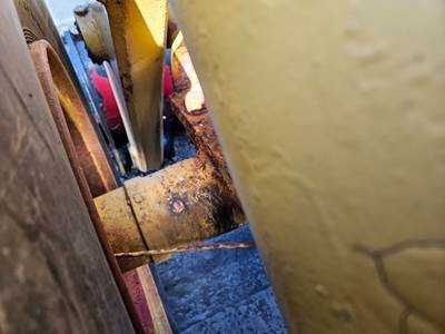 International H-90E Rear Axle Assembly