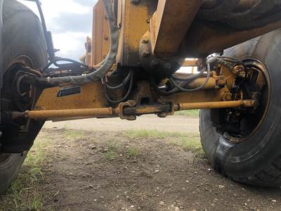 John Deere 672B Rear Axle Assembly