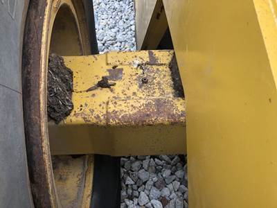 John Deere 824J Rear Axle Assembly