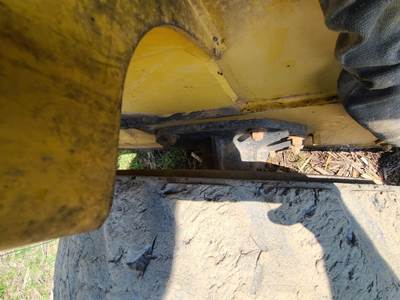 Komatsu SK1026-5N Rear Axle Assembly