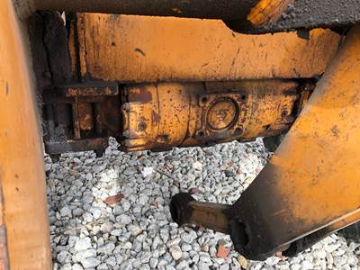 Samsung SL120-2 Rear Axle Assembly