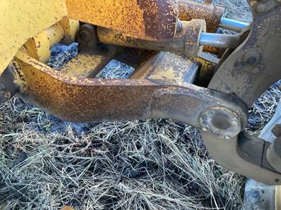 Volvo G746B Rear Axle Assembly