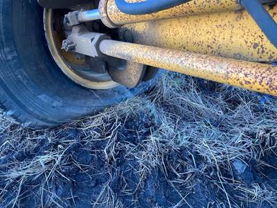 Volvo G746B Rear Axle Assembly