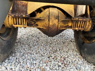 Volvo L90B Rear Axle Assembly