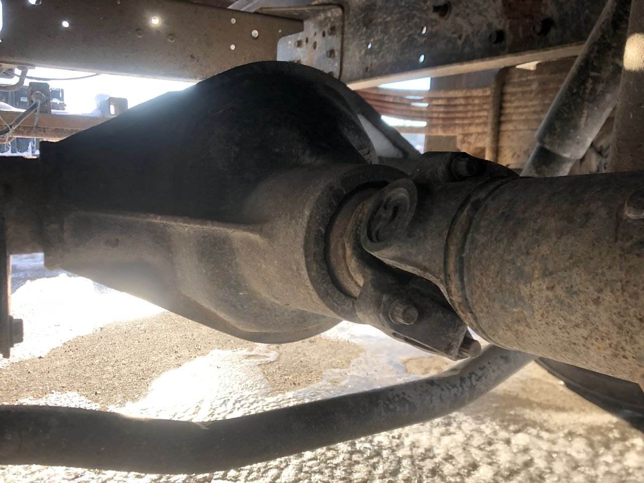 2005 GMC C4500 Rear Axle Assembly For Sale Kansas City, MO 25581454