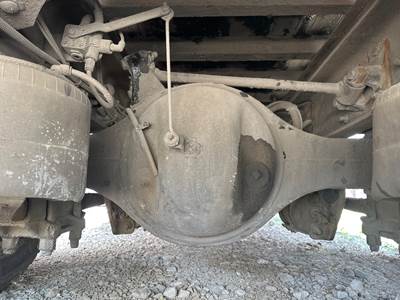 Axle Alliance RS17.5-4 Rear Axle Housing for a Freightliner M2 106