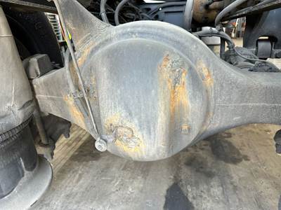 Axle Alliance RS21.0-4 Rear Axle Housing for a Freightliner M2 106