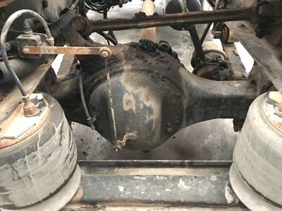 Axle Alliance RS23.0-4 Rear Axle Housing for a Freightliner M2 106