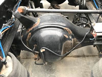 Axle Alliance RT40.0-4 Rear Axle Housing for a Freightliner Cascadia