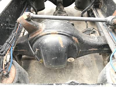 Axle Alliance RT40.0-4 Rear Axle Housing for a Freightliner M2 112