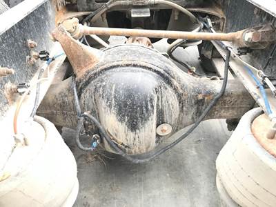 Axle Alliance RT40.0-4 Rear Axle Housing for a Freightliner Columbia 120