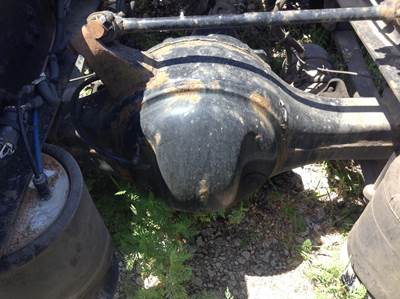 Axle Alliance RT40.0-4 Rear Axle Housing for a Freightliner Cascadia