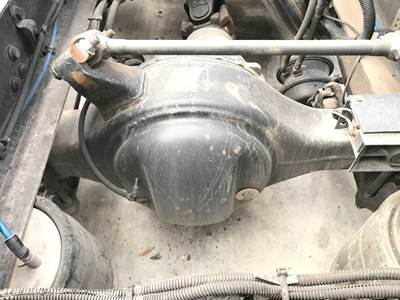Axle Alliance RT40.0-4 Rear Axle Housing for a Freightliner Cascadia