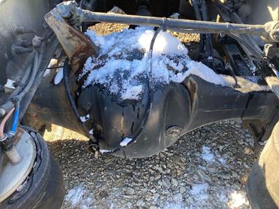 Axle Alliance RT40.0-4 Rear Axle Housing for a Freightliner Cascadia