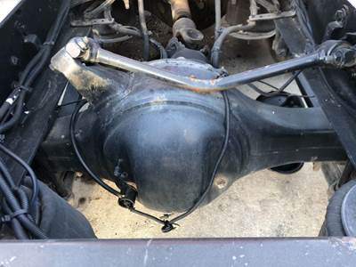 Axle Alliance RT40.0-4 Rear Axle Housing for a Freightliner Cascadia